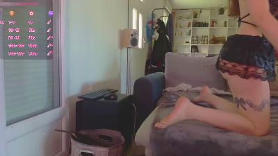 Loulou_27 webcam model stream image