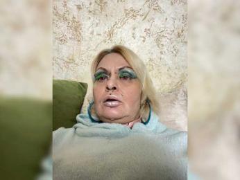 GardenerofIllusions webcam bongacams model stream image