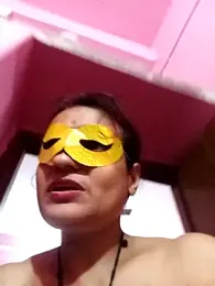 Gullapi webcam model stream image