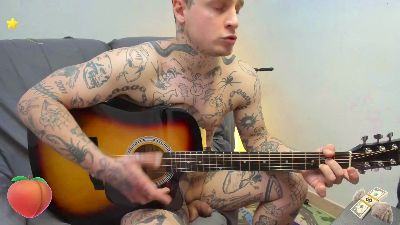 Layneinchains webcam cam4 model stream image