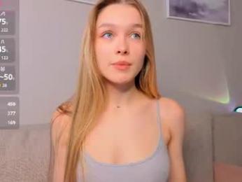 cuteloat webcam model stream image