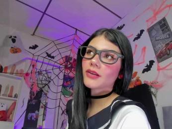 Lisvandre webcam bongacams model stream image