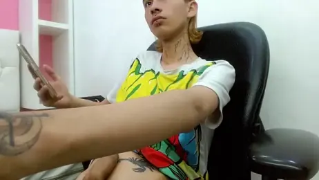 ttimy_x_boy webcam model stream image