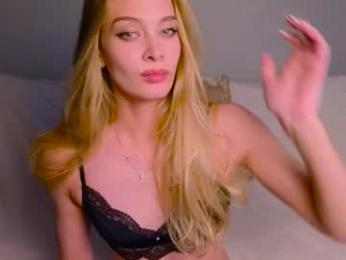 peachcreamcouple webcam model stream image