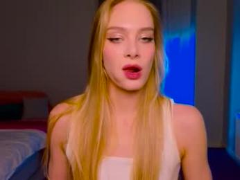 peachcreamcouple webcam model stream image