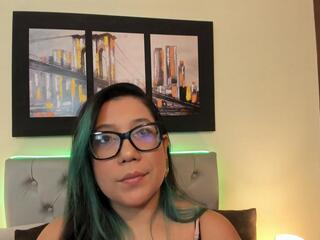 Monika Ortiz webcam model stream image