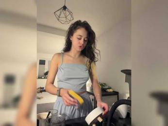 Taanni webcam bongacams model stream image