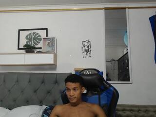 Ryan Boness webcam model stream image
