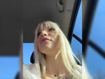 Cristi-Candy webcam bongacams model stream image