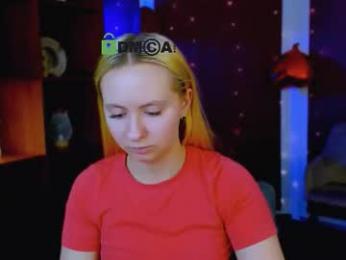 mila_glow webcam model stream image