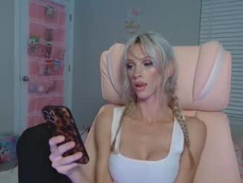 elsa_may webcam model stream image