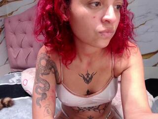 Molly Ambers webcam model stream image