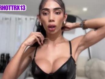 trixieemerald webcam chaturbate model stream image