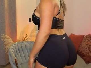 rossecrawford webcam model stream image