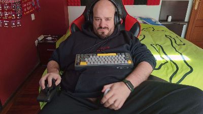 menditeta2 webcam cam4 model stream image