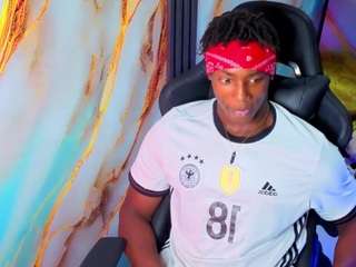 andremuscle12 webcam model stream image