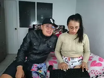 max_and_lilu webcam model stream image