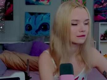 oseaan webcam model stream image