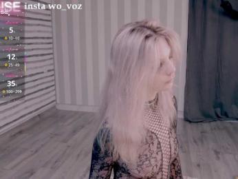 wo_voz webcam bongacams model stream image