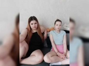 cutesmiles webcam bongacams model stream image