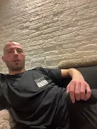 Rotteei1 webcam model stream image