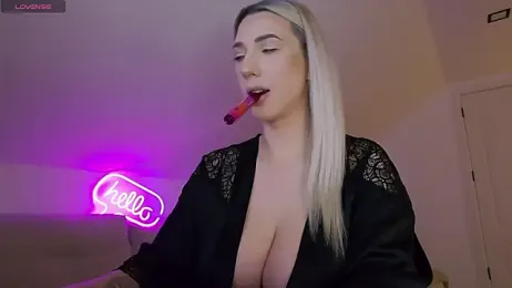 KhloeK webcam model stream image