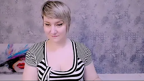 Djullia webcam model stream image