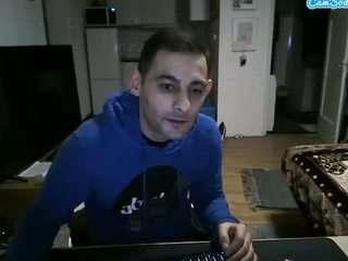 michaelmihai webcam model stream image