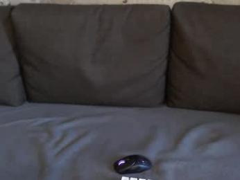 cute_oliver webcam model stream image