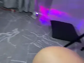 queenryan webcam model stream image