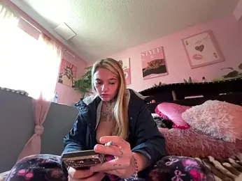chloetease webcam stripchat model stream image