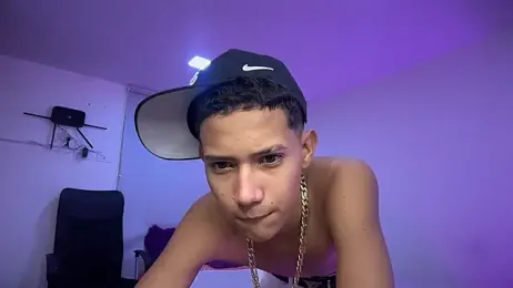 Toy_boy777 webcam model stream image