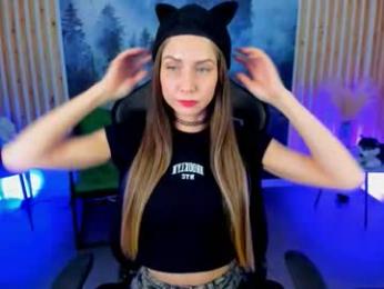 graycewild webcam model stream image