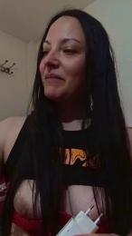 FoxySpanks webcam model stream image