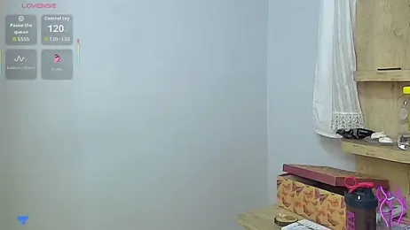 Ezgiierenns webcam stripchat model stream image