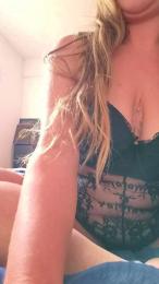Musaselvatica webcam model stream image
