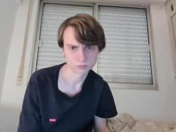 leraimcute webcam model stream image