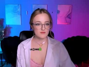 luna_berryy webcam chaturbate model stream image