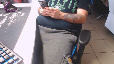 LittleManu22 webcam model stream image