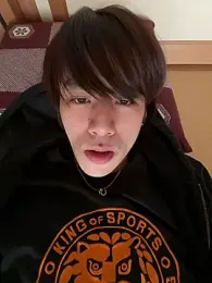 koushi_9213 webcam model stream image