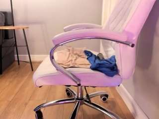 akura011 webcam camsoda model stream image