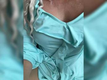 CarolinaHerrera webcam bongacams model stream image