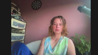 BettyGlow webcam model stream image