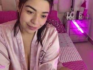 carolinafox webcam model stream image