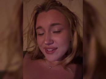 lyalyavivi webcam bongacams model stream image