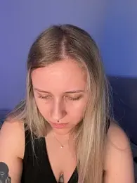 lunawolf21 webcam model stream image