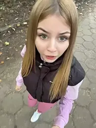 RossyMood webcam model stream image
