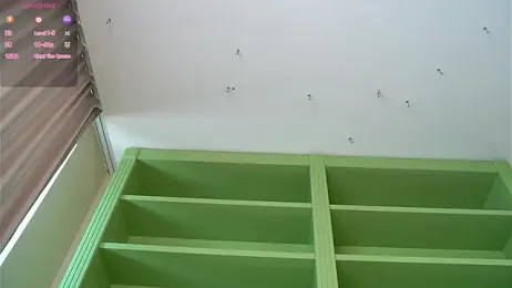 LindaFarm webcam stripchat model stream image