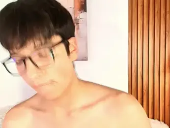 Milo_Wolff webcam model stream image