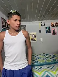 Mike_and_Rayan webcam model stream image